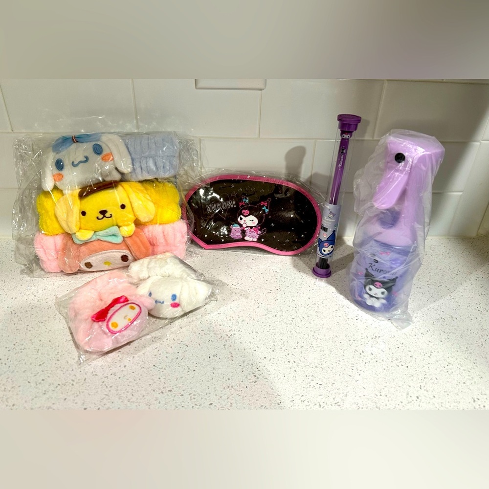 “Good morning” Sanrio bundle🌟🌟🌟🌟
